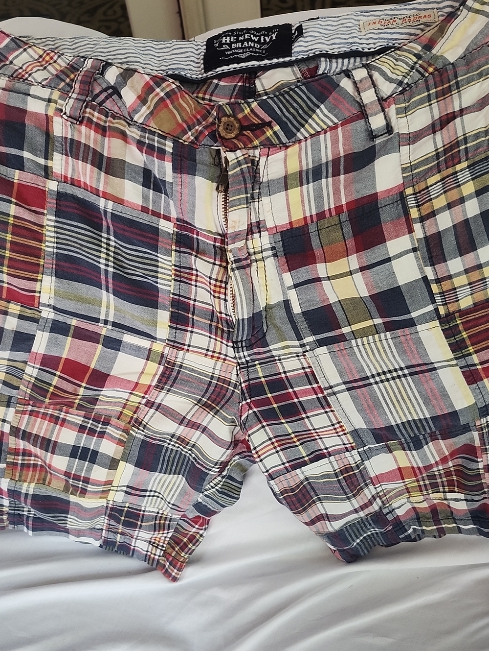 Madras Men's  Authentic Indian Fabric Shorts  Sz 34